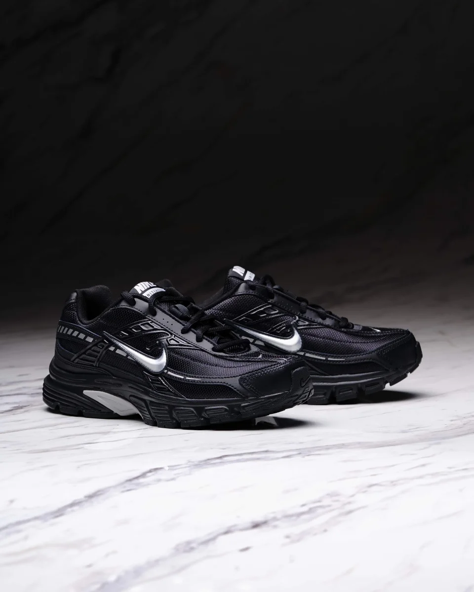 INITIATOR  Black Metallic Silver
