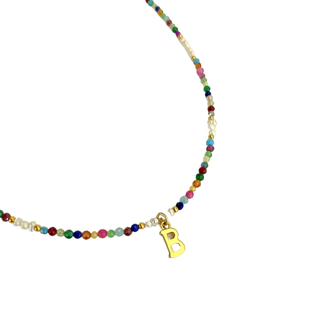 Collar Sofia Letra Piedras naturales